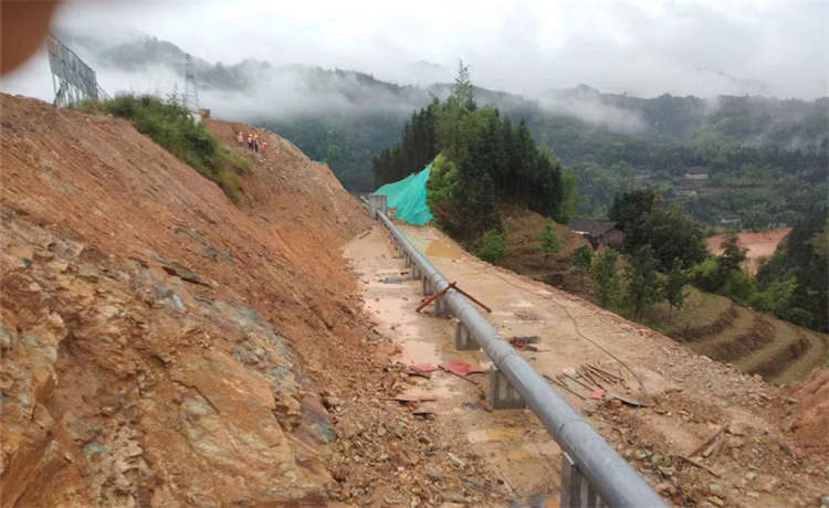 1620-12mm螺旋管，崇左dn300螺旋鋼管，2020螺旋管，環(huán)氧粉末防腐螺旋鋼管廠家