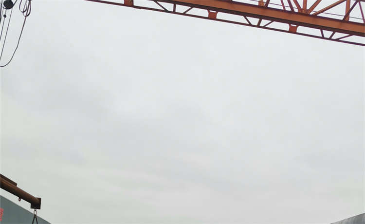 陽江內(nèi)直徑1300mm螺旋焊管，1000鎖扣鋼管樁，426-529螺旋管，鋼材場走水螺旋管