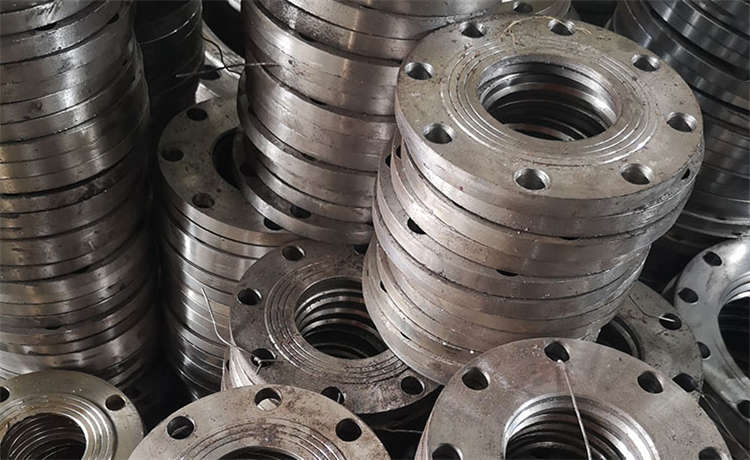 2450 鋼材場2420mm螺旋焊管，崇左478螺旋焊管，25B#工字鋼，2720螺旋管