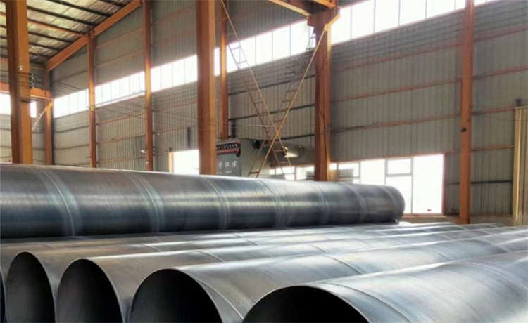 2000排污螺旋焊管廠家，900mm螺旋鋼管，325mm污水防腐螺旋管生產(chǎn)廠家，鋼材場(chǎng)螺旋鋼管