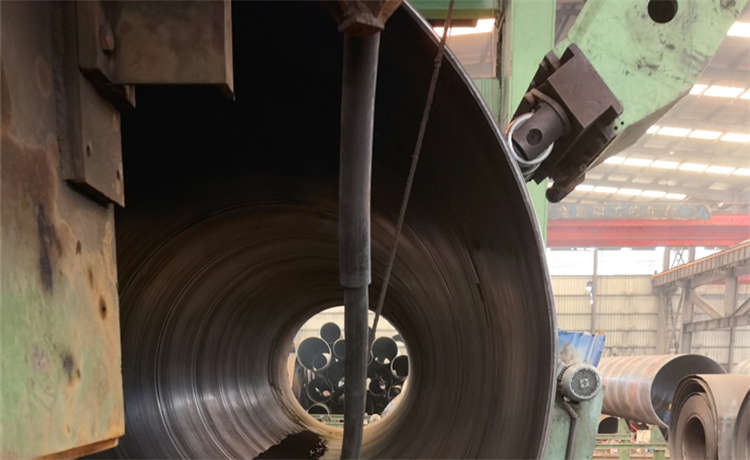 外徑529mm螺旋管，深圳DN1900mm螺旋管，3300mm螺旋焊管，鋼材場幕墻鍍鋅方管