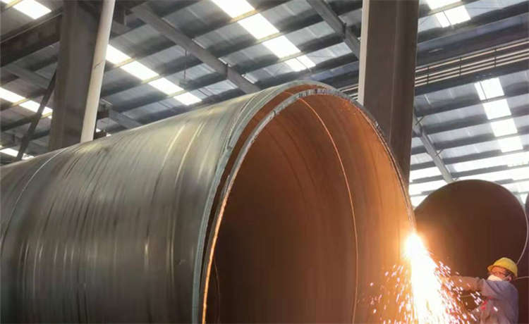 濾水螺旋管廠家，16鋼管樁專用鋼管廠家，螺旋管2800，內(nèi)直徑1300mm螺旋焊管